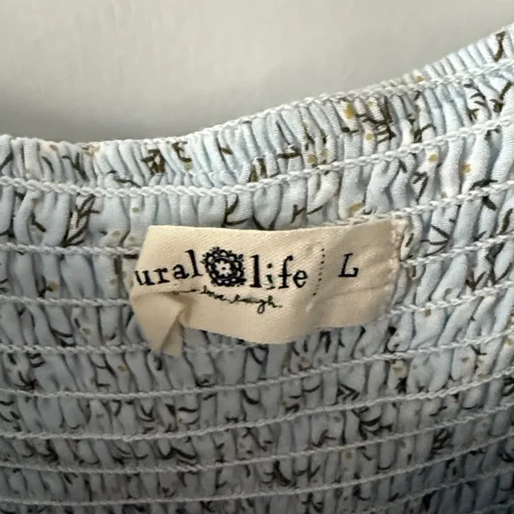 Natural Life smocked Megan dress in sky blue floral L - Picture 4 of 5